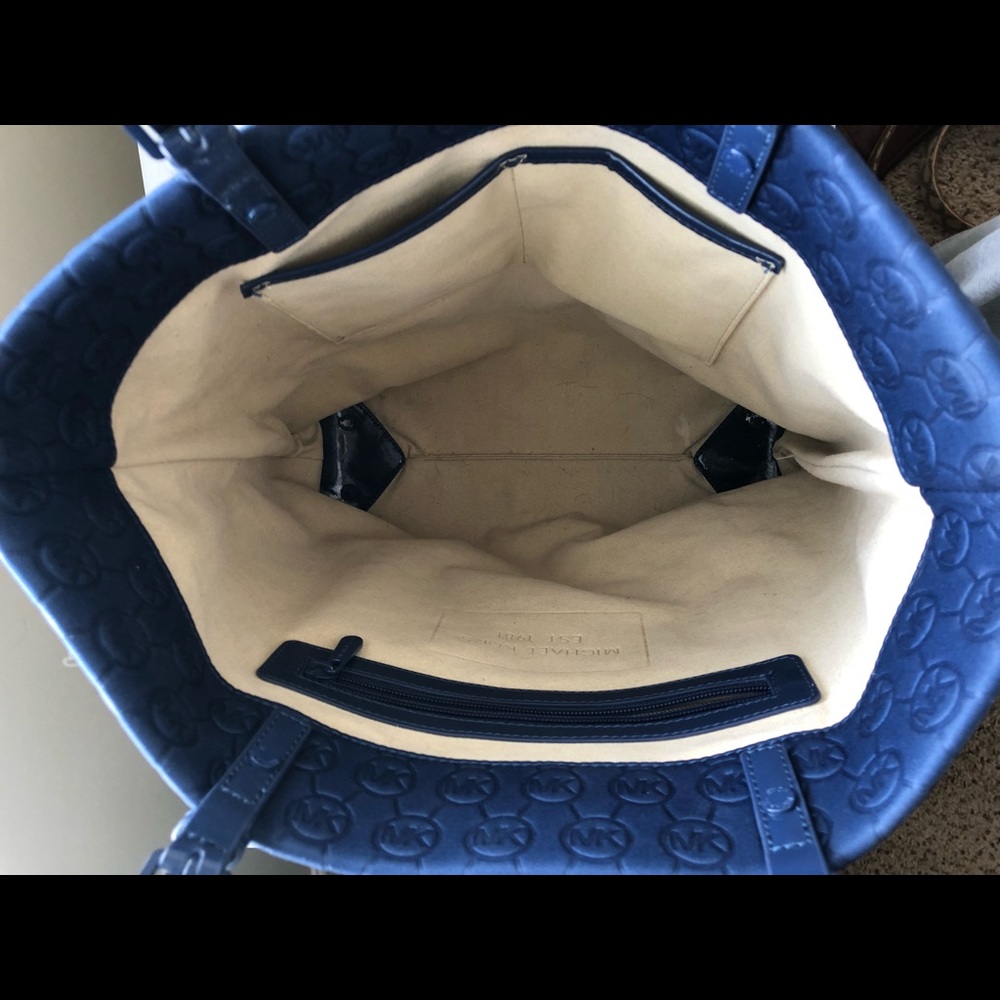 Michael Kors blue bag